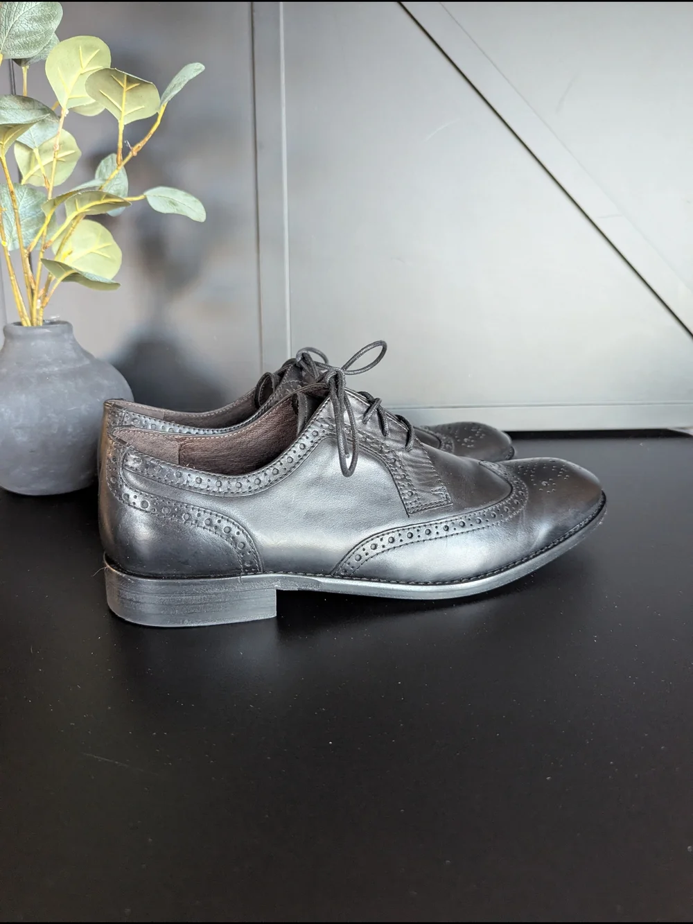 John Varvatos Black Leather Wingtip Derby Dress Shoes
